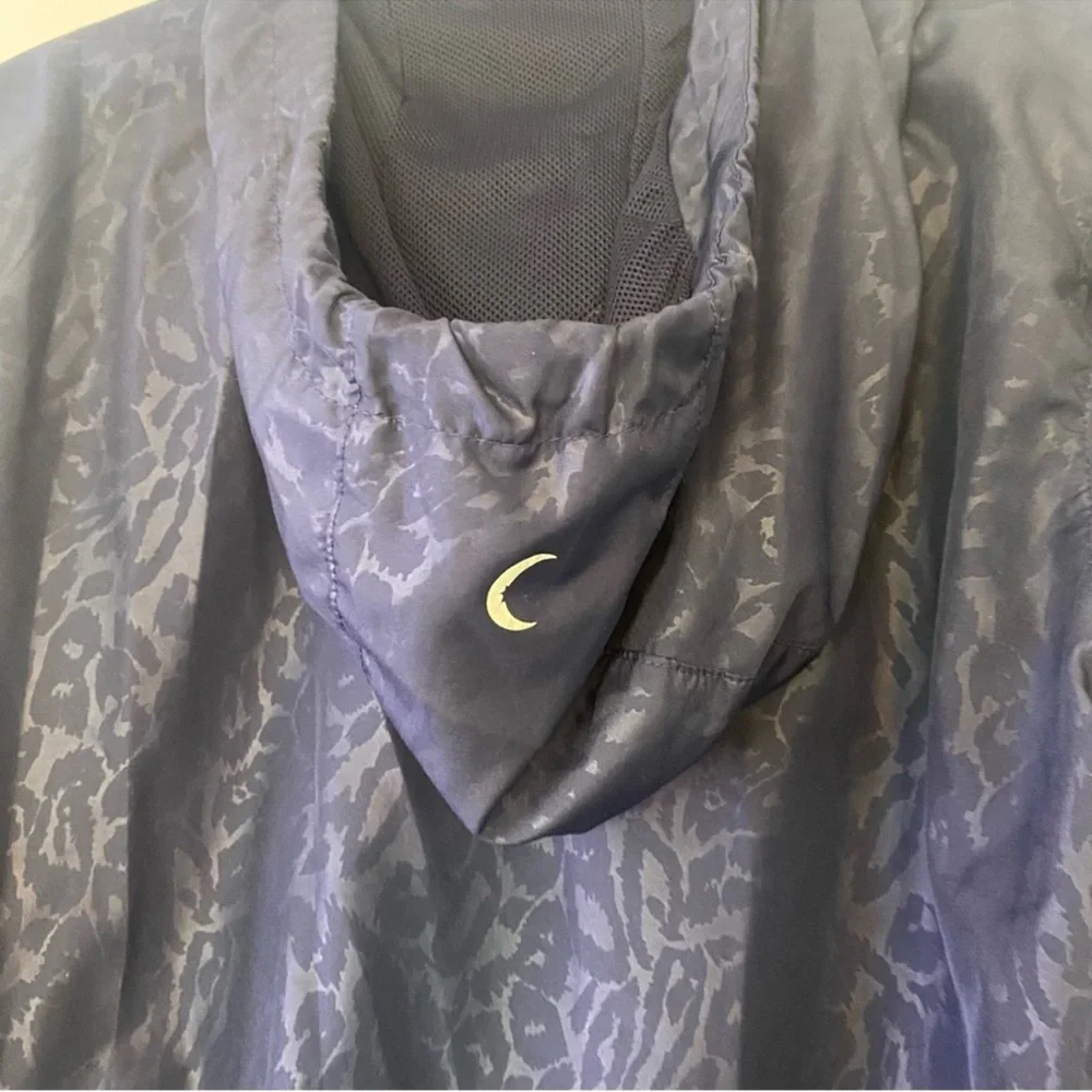 Zyia active navy leopard print full zip windbreaker jacket